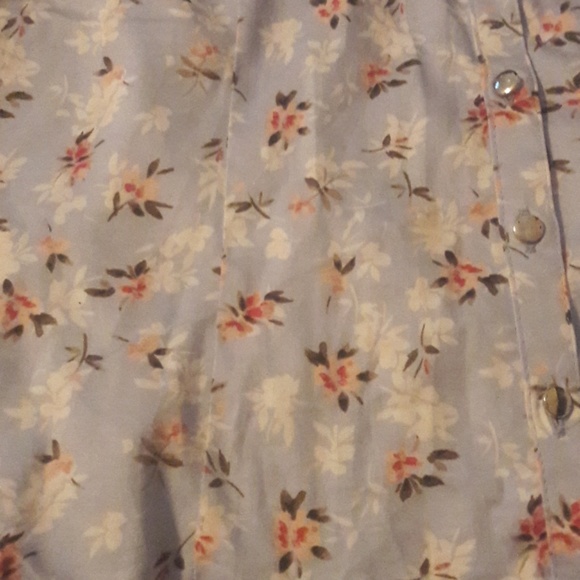 Shirt - Picture 2 of 3